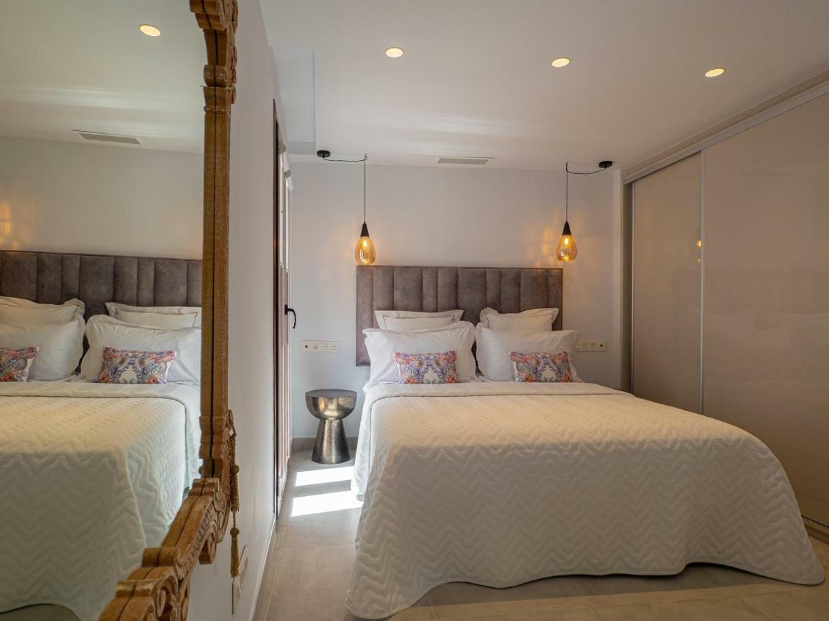 Вилла Marbella Old Town : Luxury Townhouse Экстерьер фото